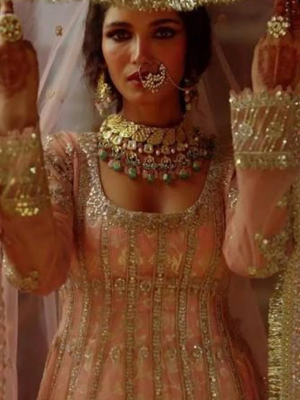 Lashkaraa Embroidered Peach Anarkali with palazzo pants - Picture 2 of 6